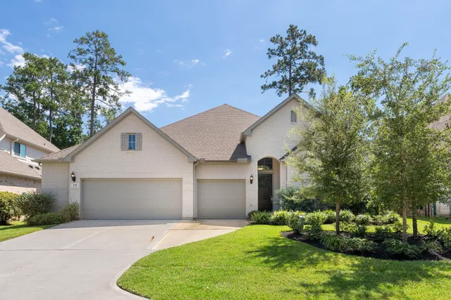 $525,000 | 231 Twilight Toast Drive, Conroe, TX 77304