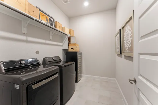 $525,000 | 231 Twilight Toast Drive, Conroe, TX 77304