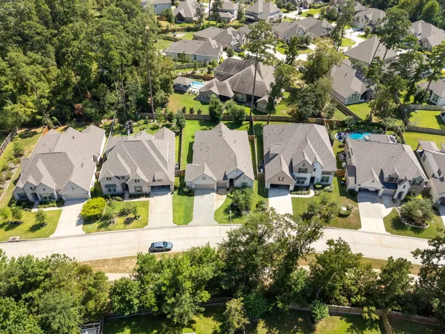 $525,000 | 231 Twilight Toast Drive, Conroe, TX 77304