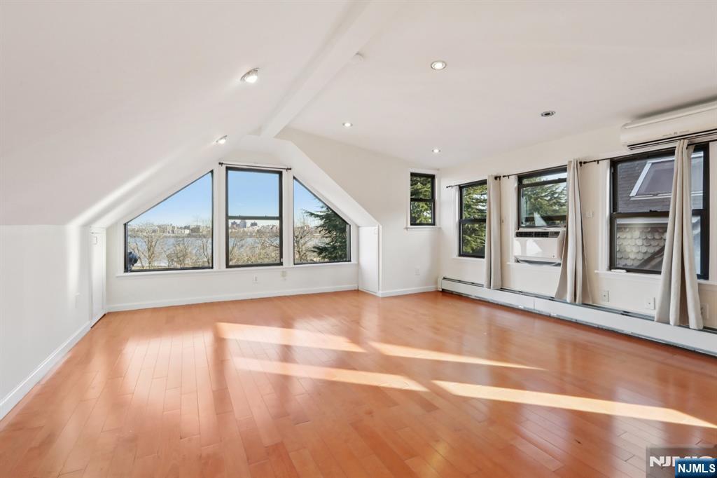 32 Hudson Terrace, Unit 2 Edgewater, NJ 07020 - Photo 27 of 42