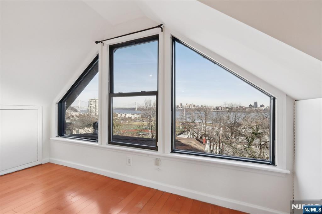 32 Hudson Terrace, Unit 2 Edgewater, NJ 07020 - Photo 28 of 42