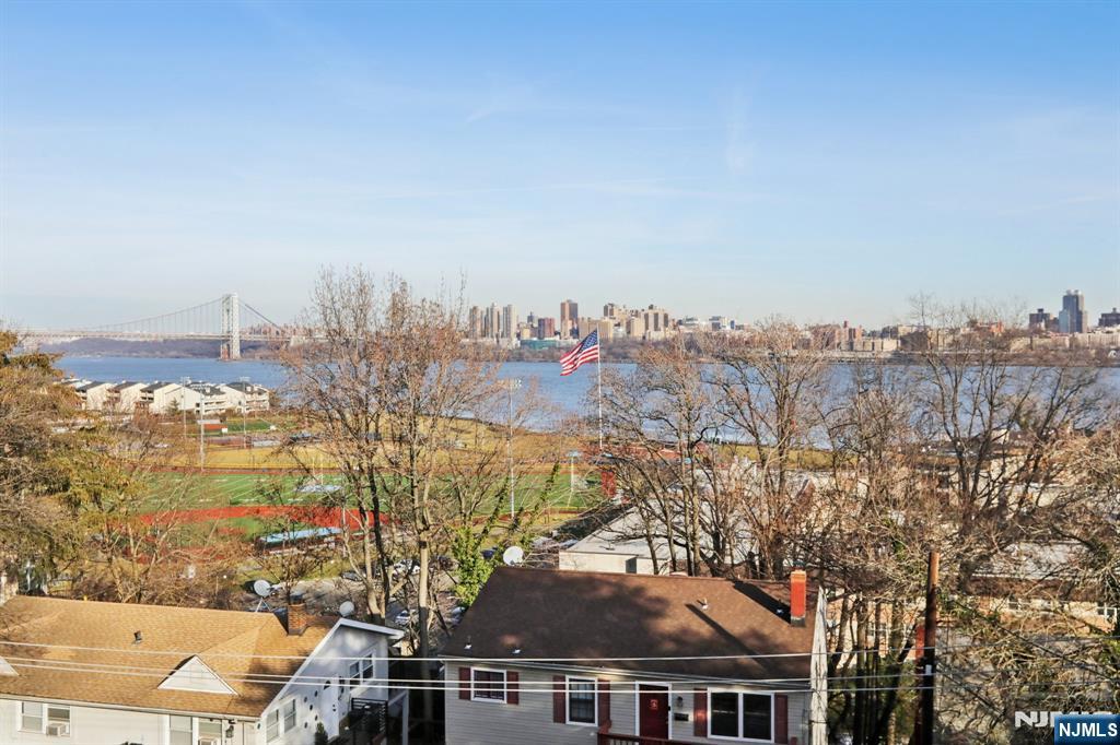 32 Hudson Terrace, Unit 2 Edgewater, NJ 07020 - Photo 40 of 42 a view of city with tall buildings