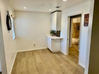2905 Niagara, Unit 171 Turlock, CA 95382 - Photo 2 of 10 a view of a room with a wardrobe