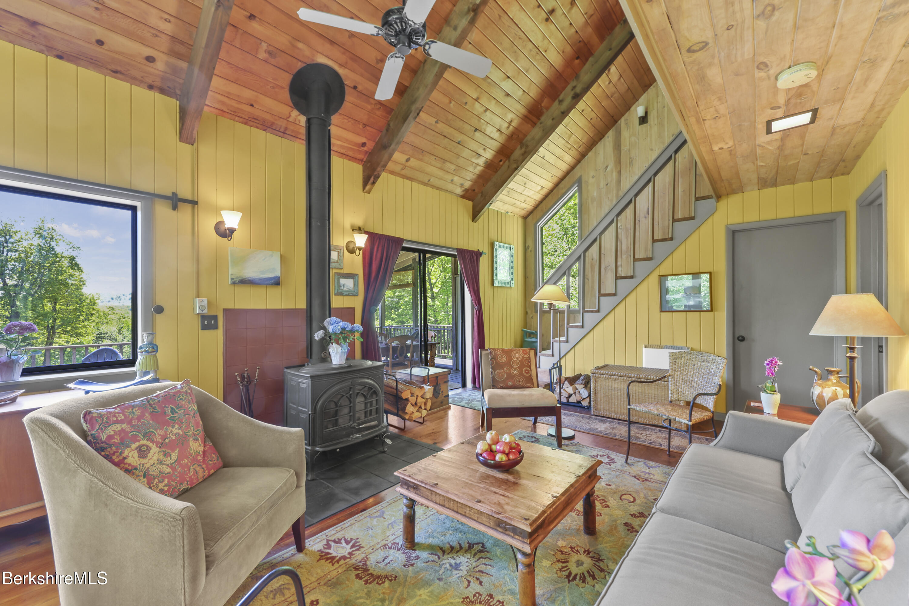 109 Stebbins Road Otis, MA 01253 - Photo 10 of 66 90 Great Room