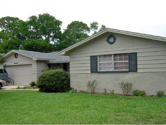 886 Kings Post Road Rockledge, FL 32955 - Photo 1 of 11 Primary Photo