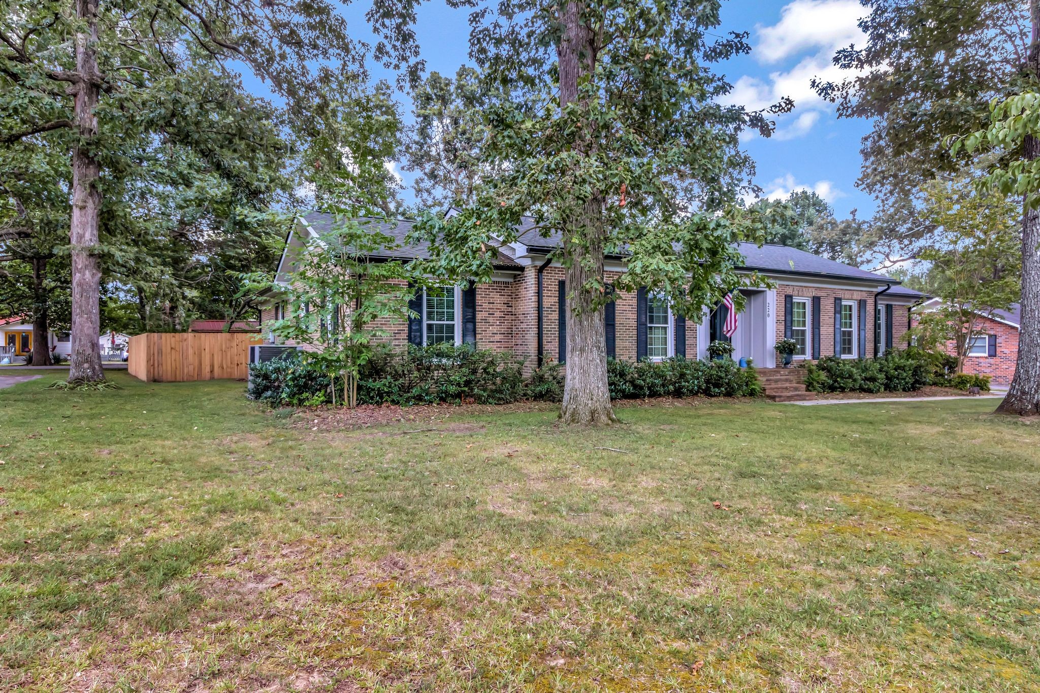220 Mortons Lake Road Manchester, TN 37355 - Photo 2 of 42 Gallery Image 2