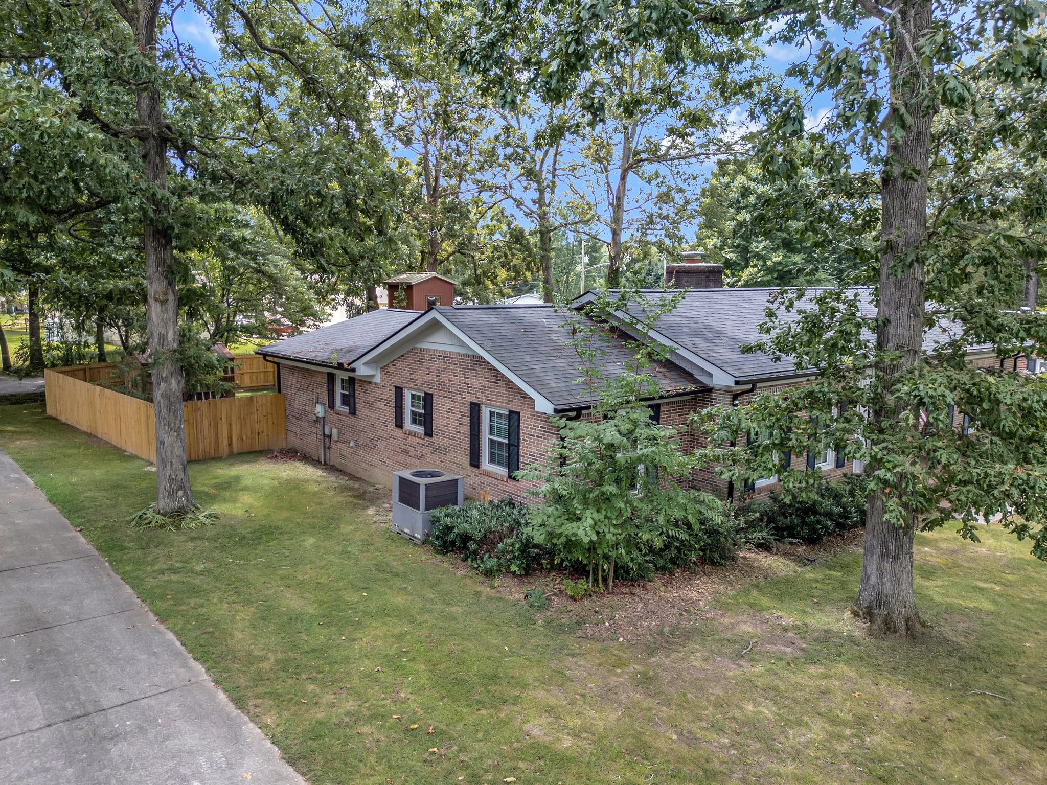 220 Mortons Lake Road Manchester, TN 37355 - Photo 33 of 42 Gallery Image 33