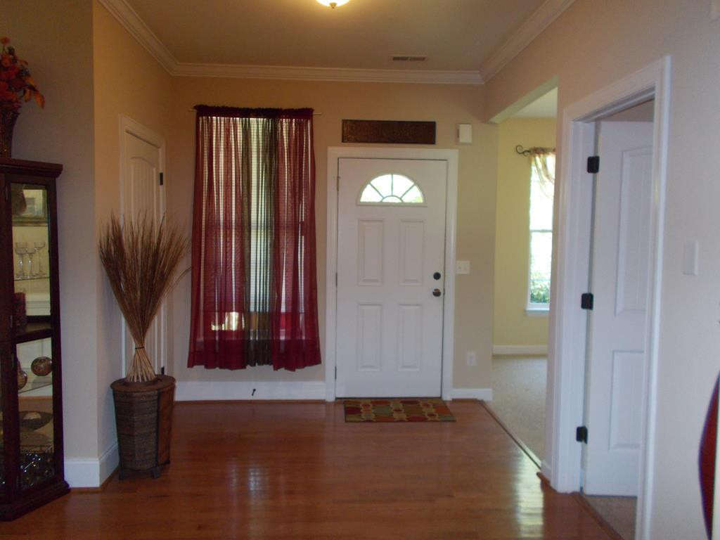165 Rhett Drive McCormick, SC 29835 - Photo 2 of 31