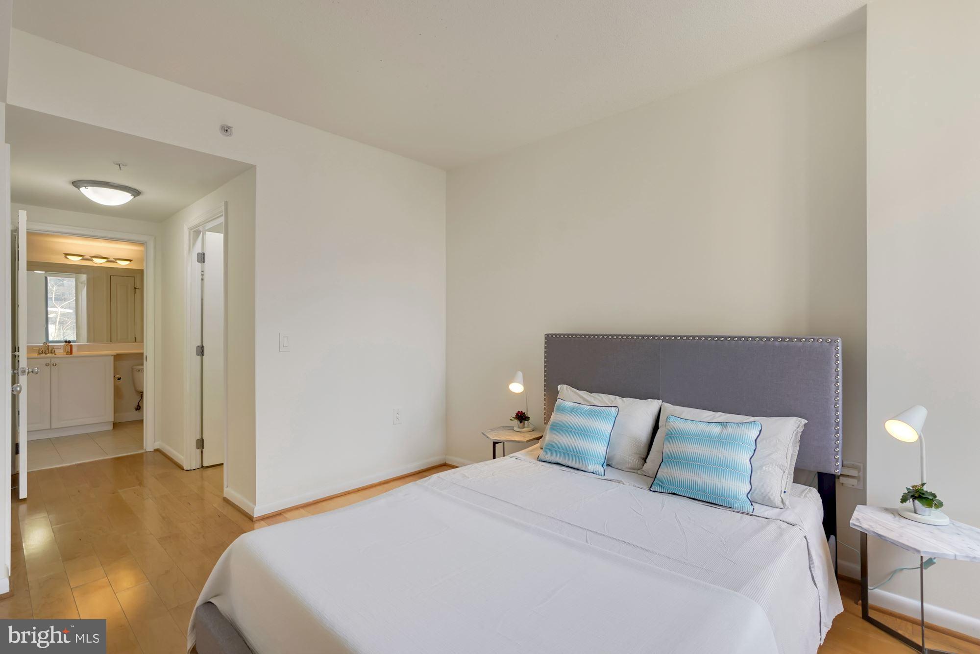 851 North Glebe Road, Unit 303 Arlington, VA 22203 - Photo 18 of 40 Bedroom