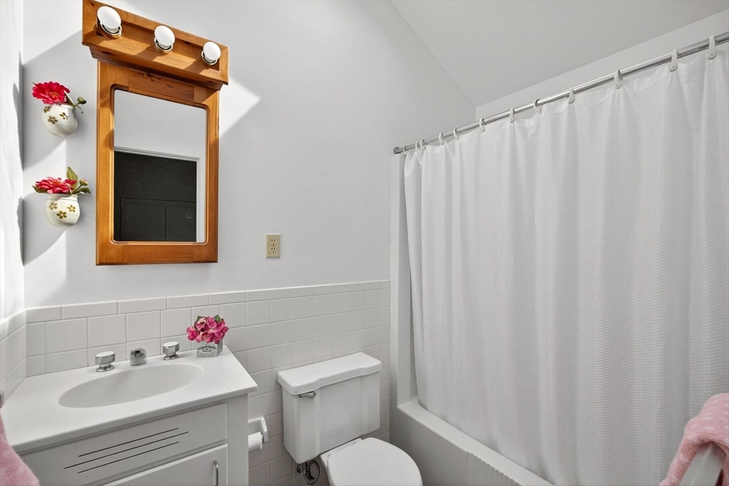 17 Gosnold Road Orleans, MA 02653 - Photo 20 of 42 Gallery Image 20