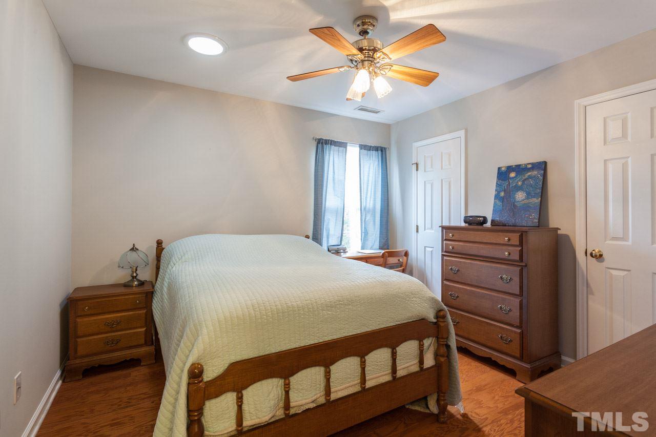 212 Inkster Cove Raleigh, NC 27603 - Photo 14 of 21
