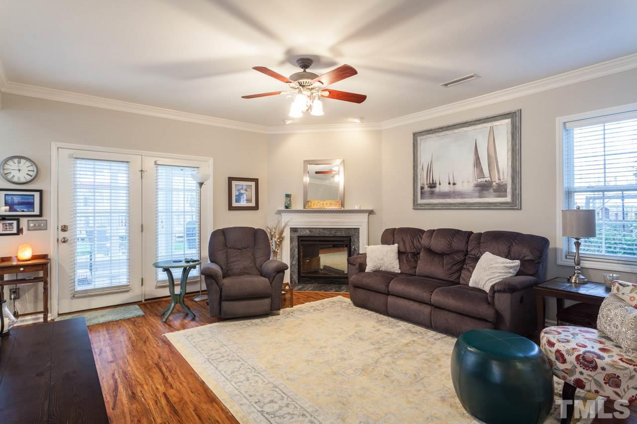 212 Inkster Cove Raleigh, NC 27603 - Photo 4 of 21