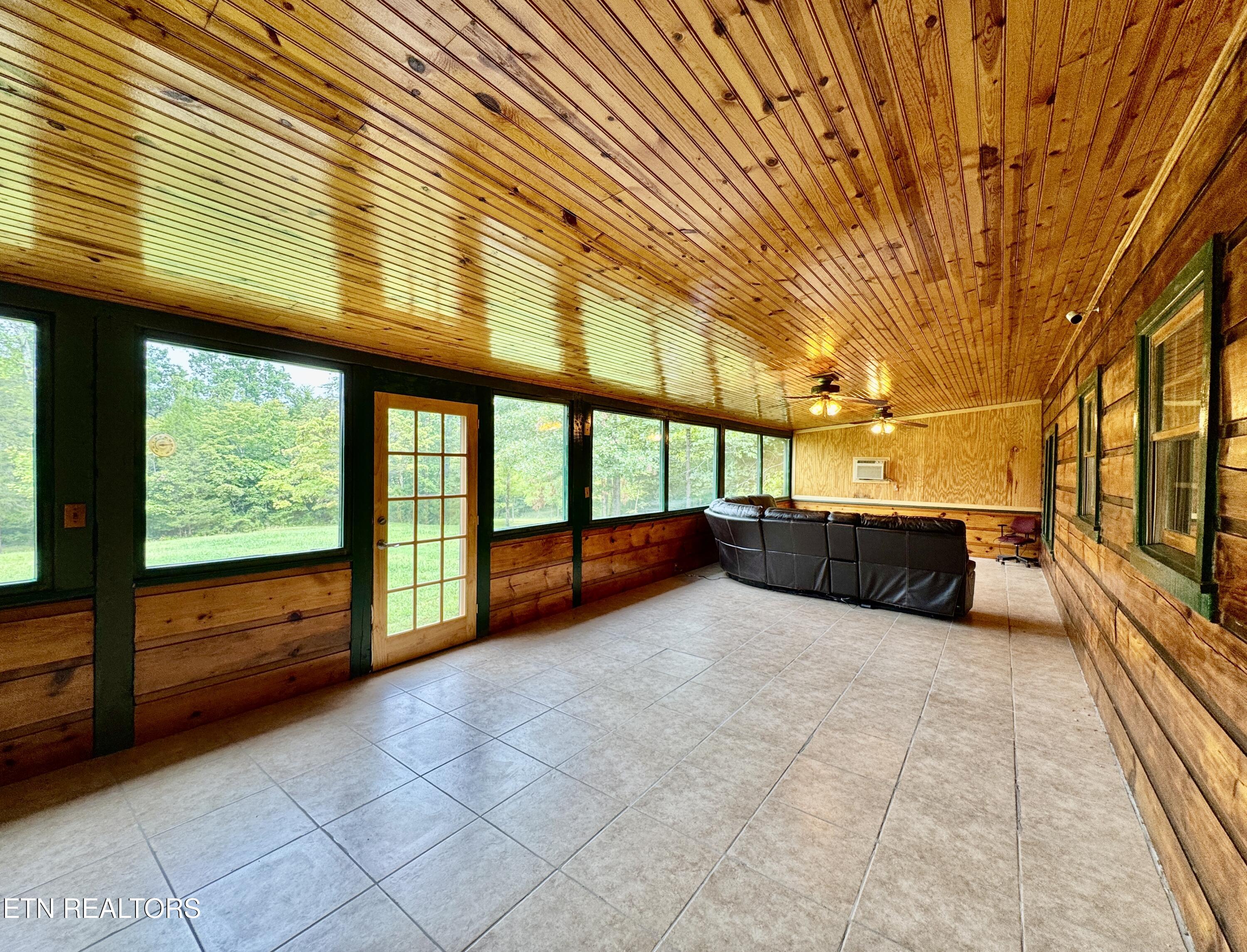 164 Eagle Ridge Road Kingston, TN 37763 - Photo 32 of 60 42