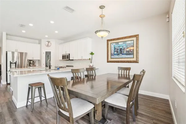$725,000 | 5504 Lake Leta Boulevard, Tampa, FL 33624