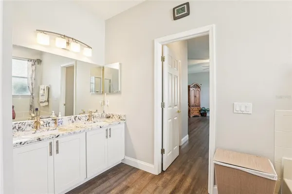$725,000 | 5504 Lake Leta Boulevard, Tampa, FL 33624