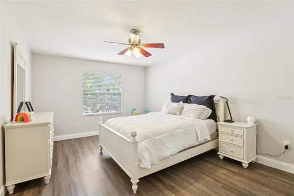 $725,000 | 5504 Lake Leta Boulevard, Tampa, FL 33624
