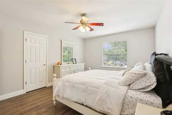 $725,000 | 5504 Lake Leta Boulevard, Tampa, FL 33624
