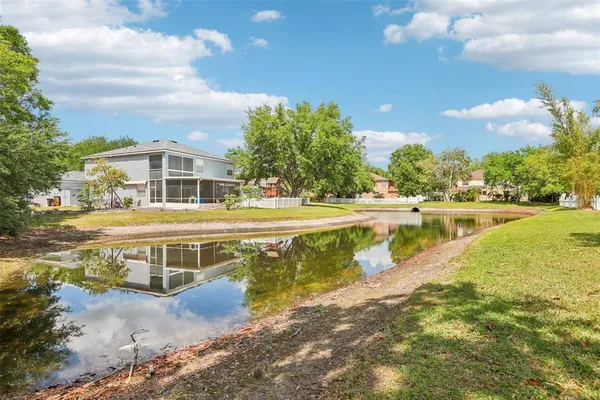 $725,000 | 5504 Lake Leta Boulevard, Tampa, FL 33624