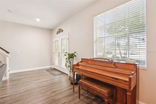 $725,000 | 5504 Lake Leta Boulevard, Tampa, FL 33624