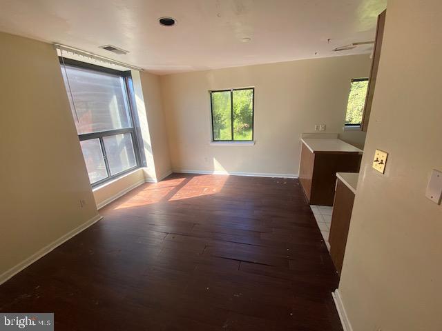 5520 Vantage Point Road Columbia, MD 21044 - Photo 4 of 9 Dining Room