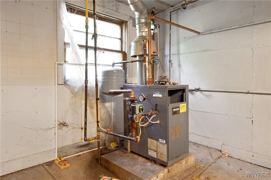 92 Kail Street Buffalo, NY 14207 - Photo 33 of 33 Lower Radiant Boiler