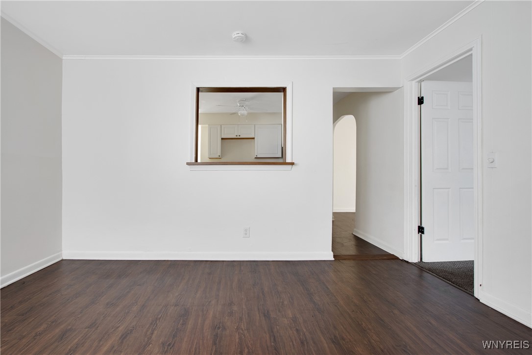 92 Kail Street Buffalo, NY 14207 - Photo 9 of 33 Lower Dining Room