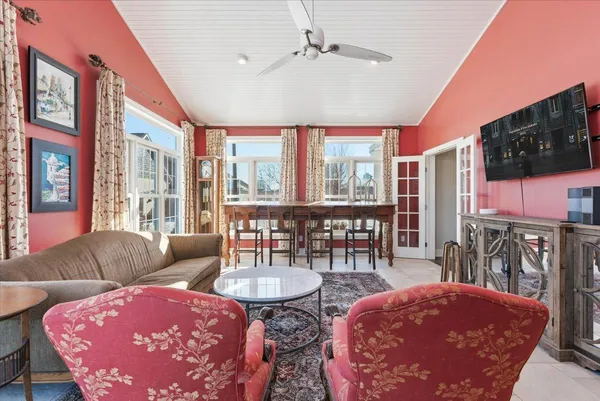 $889,000 | 805 Timothy Drive Southeast, Stewartville, MN 55976