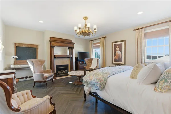 $889,000 | 805 Timothy Drive Southeast, Stewartville, MN 55976