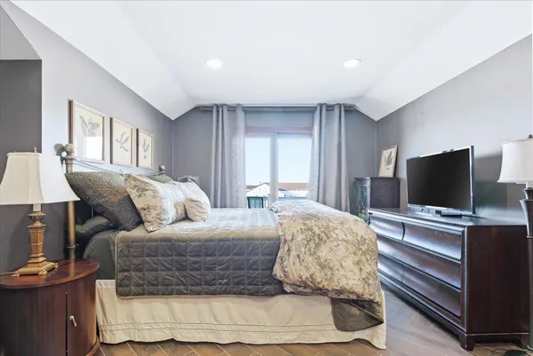 $889,000 | 805 Timothy Drive Southeast, Stewartville, MN 55976