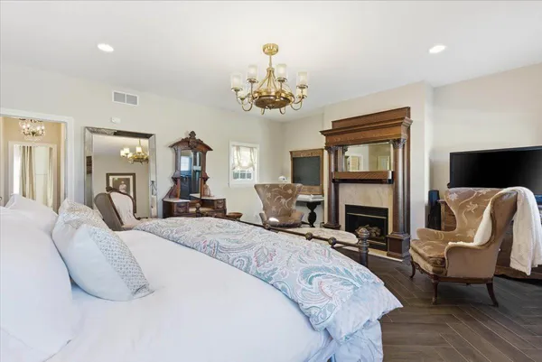 $849,900 | 805 Timothy Drive Southeast, Stewartville, MN 55976