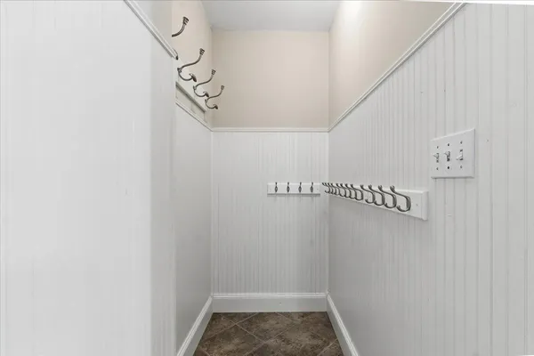 $889,000 | 805 Timothy Drive Southeast, Stewartville, MN 55976