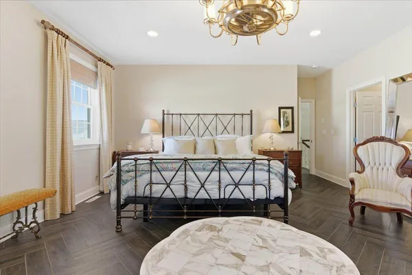 $889,000 | 805 Timothy Drive Southeast, Stewartville, MN 55976