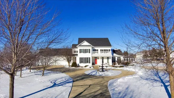 $849,900 | 805 Timothy Drive Southeast, Stewartville, MN 55976