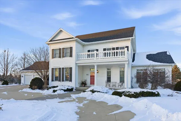 $849,900 | 805 Timothy Drive Southeast, Stewartville, MN 55976