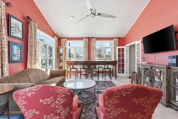 $889,000 | 805 Timothy Drive Southeast, Stewartville, MN 55976