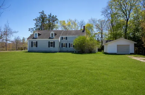 $3,395,000 | 338 Main Street, Sag Harbor, NY 11963