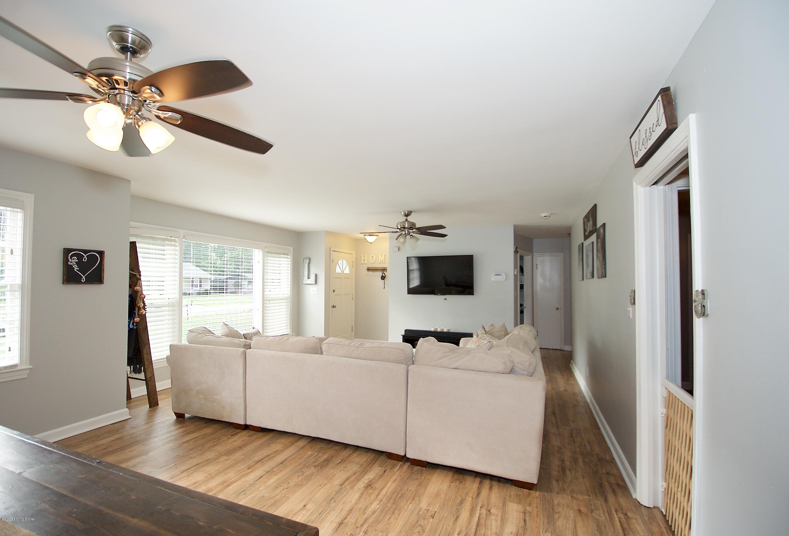 3429 Janell Road Louisville, KY 40216 - Photo 38 of 74 3429 Janell 094