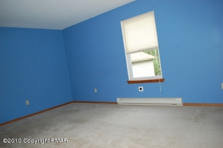 3416 Devils Hole Road Cresco, PA 18326 - Photo 8 of 10 bed2