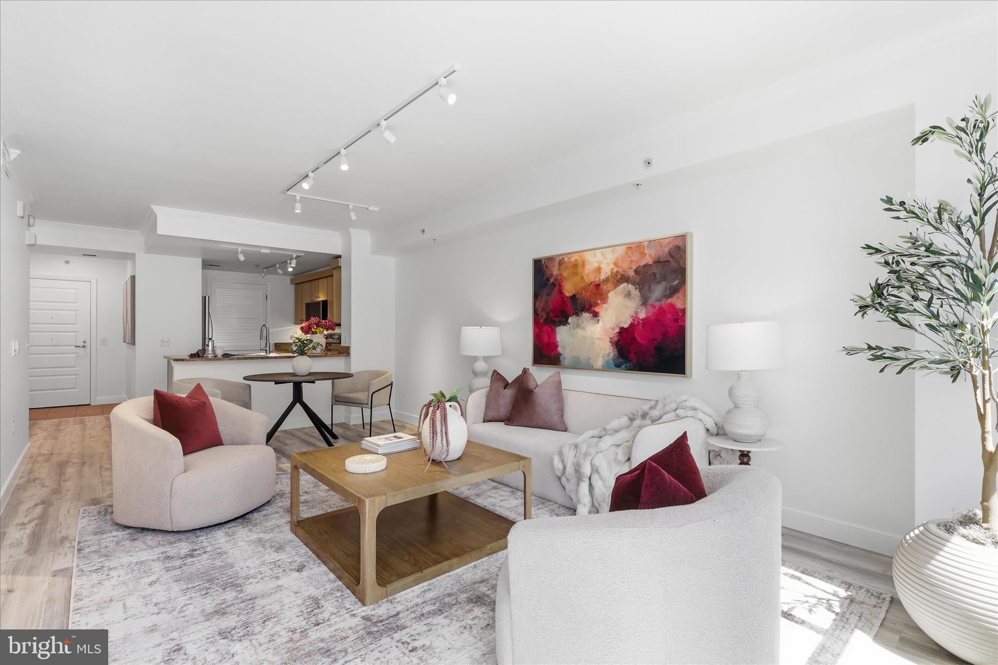 631 D Street Northwest, Unit 827 Washington, DC 20004 - Photo 3 of 66