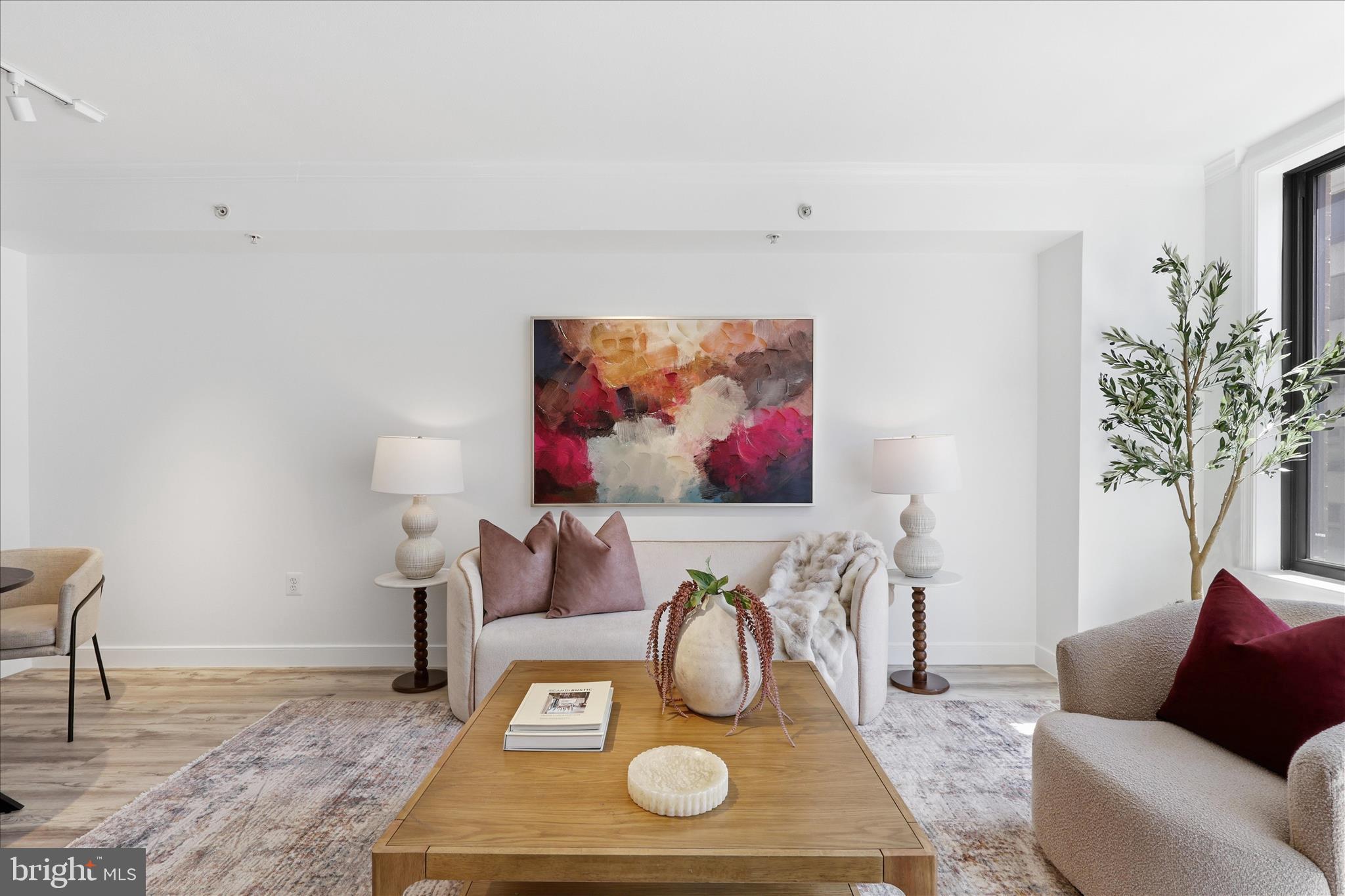 631 D Street Northwest, Unit 827 Washington, DC 20004 - Photo 4 of 66