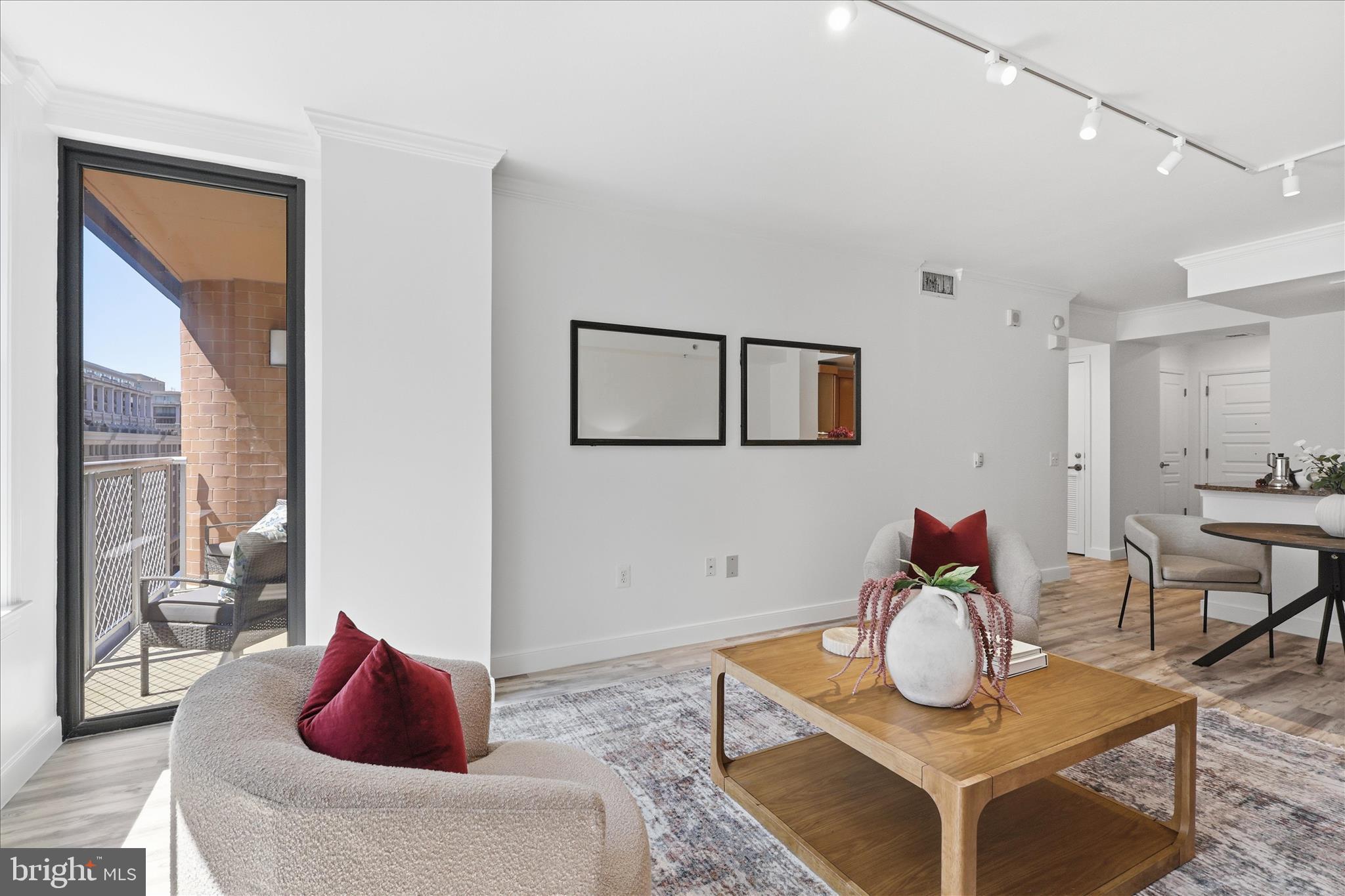 631 D Street Northwest, Unit 827 Washington, DC 20004 - Photo 6 of 66