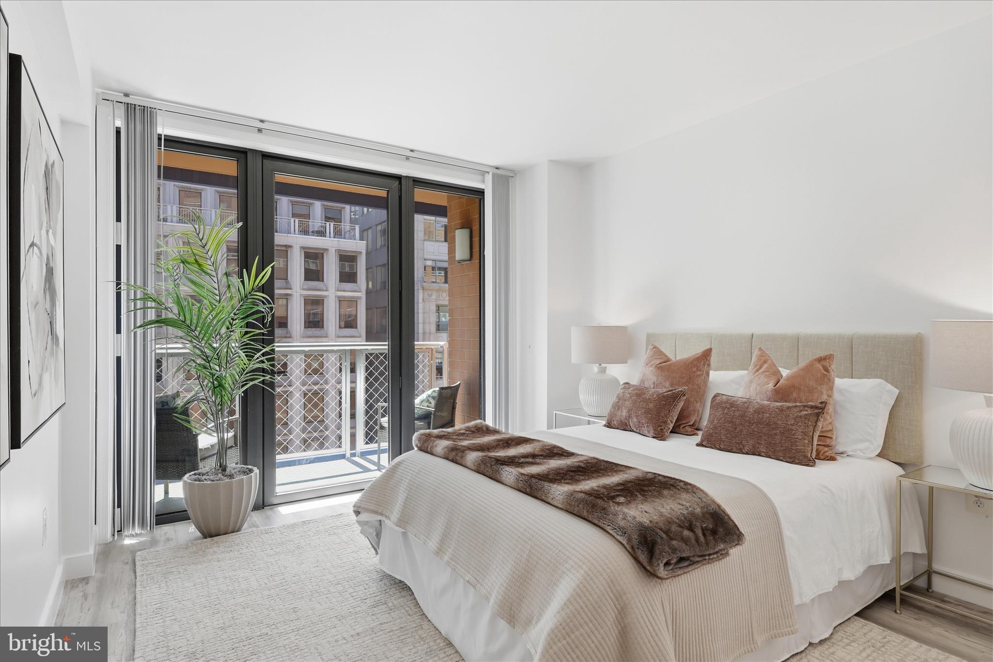 631 D Street Northwest, Unit 827 Washington, DC 20004 - Photo 7 of 66