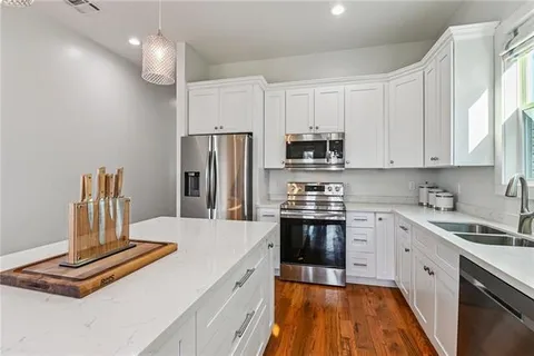 $255,000 | 2027 Annette Street, New Orleans, LA 70116