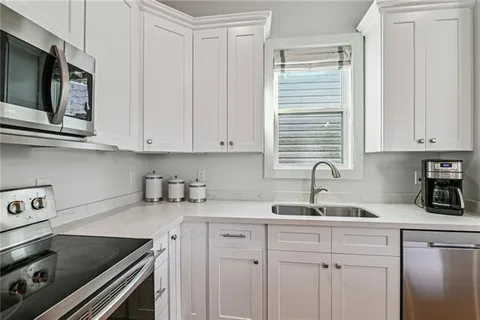 $255,000 | 2027 Annette Street, New Orleans, LA 70116