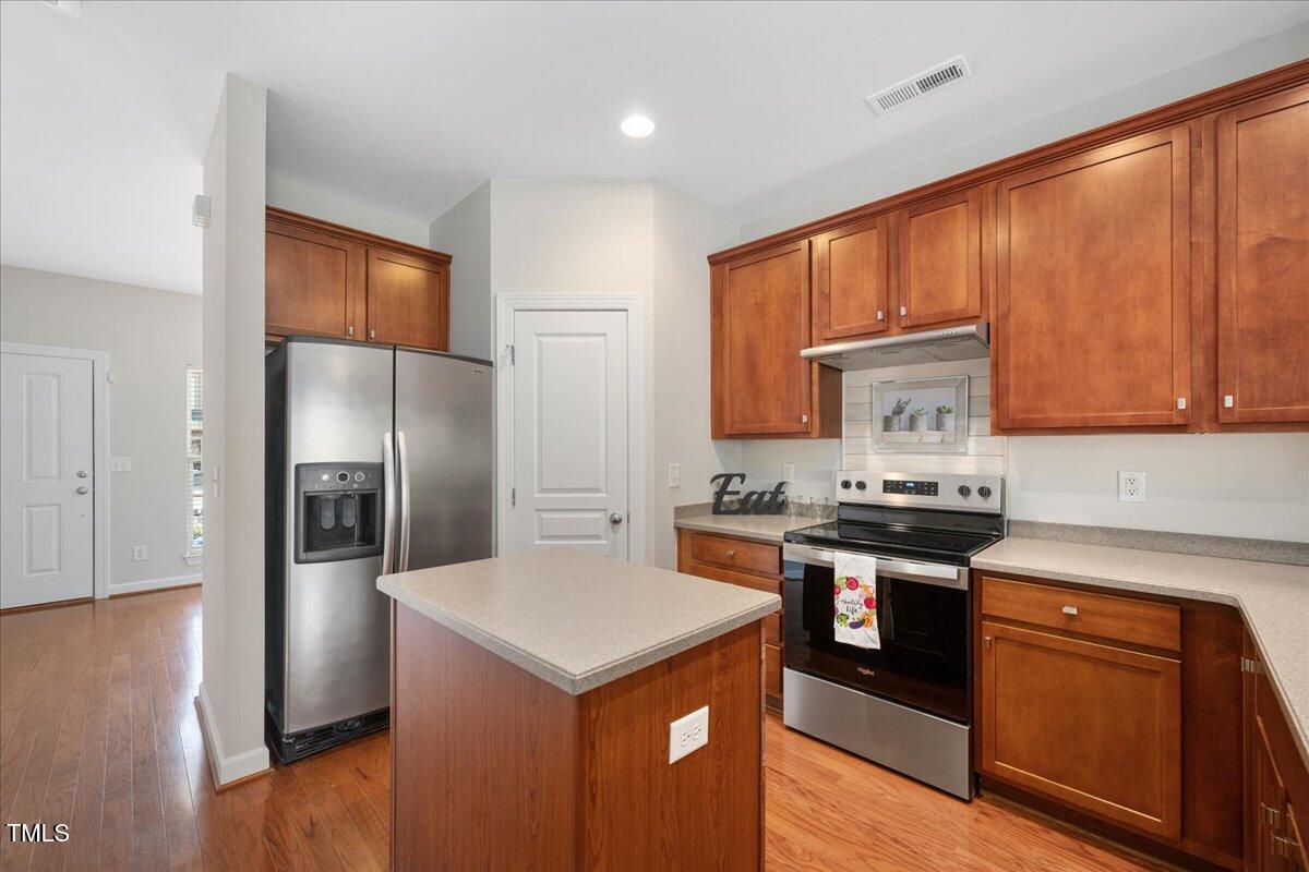 8822 Orchard Grove Way Raleigh, NC 27612 - Photo 4 of 4 10-31