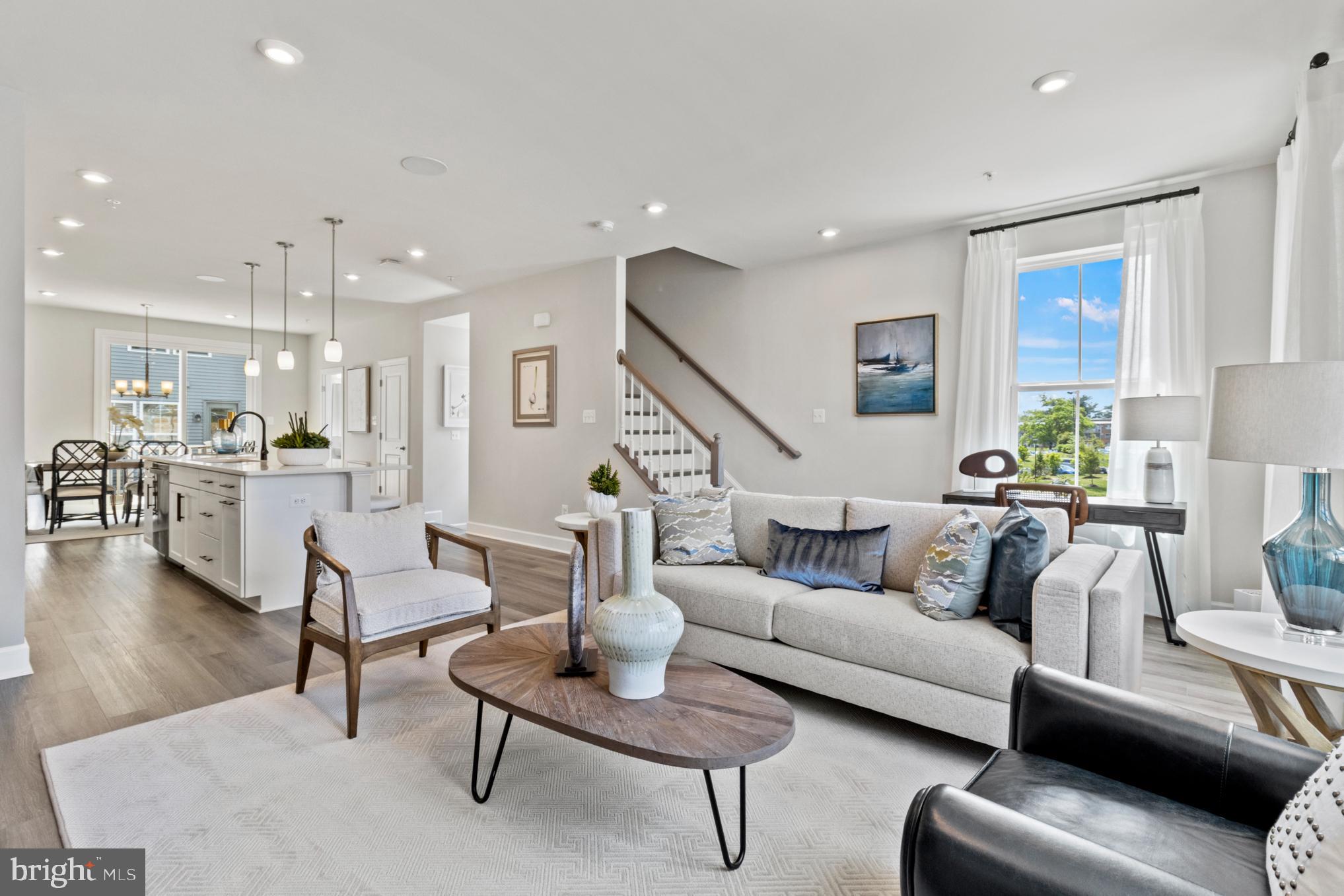 14190 Gypsum Loop Chantilly, VA 20151 - Photo 8 of 34