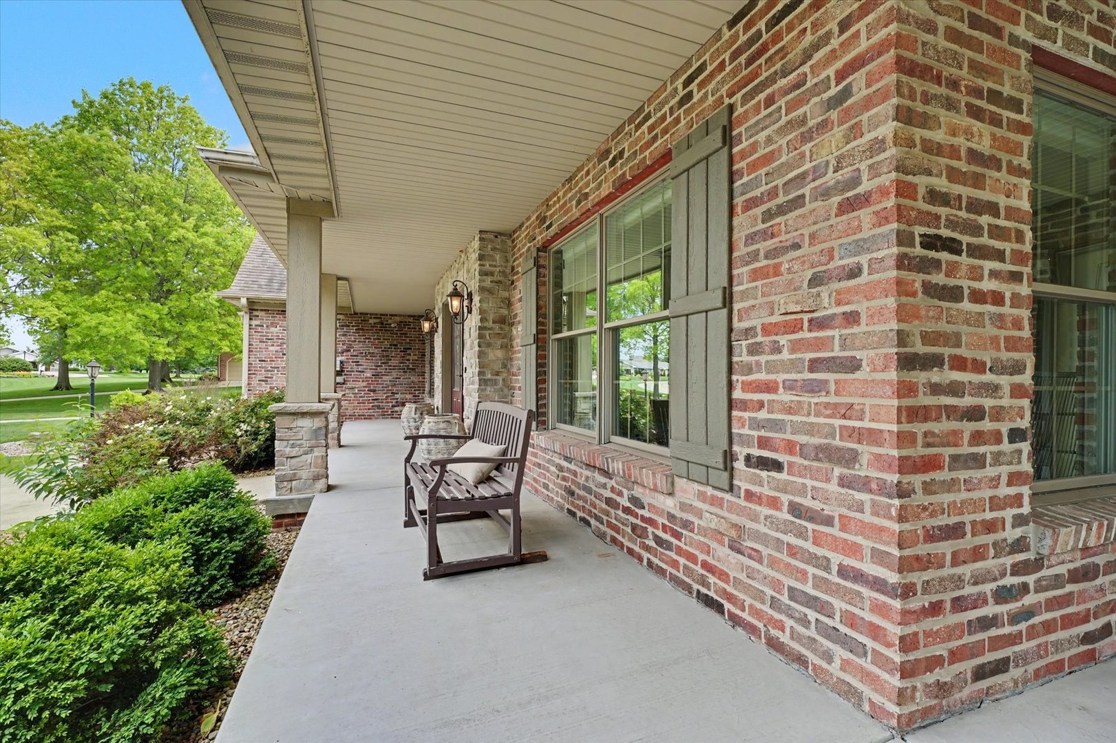 1309 Cross Creek Road Mahomet, IL 61853 - Photo 13 of 95