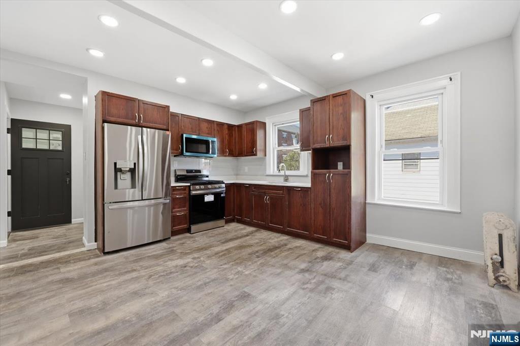 90 Dewitt Place, Unit 2 Hackensack, NJ 07601 - Photo 5 of 19