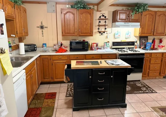 $299,900 | 54193 Quince Road, South Bend, IN 46628