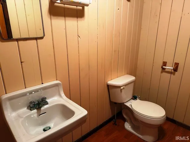 $299,900 | 54193 Quince Road, South Bend, IN 46628